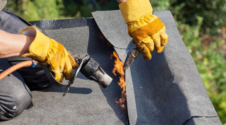 Expert Emergency Roof Repairs services in North Easton, MA